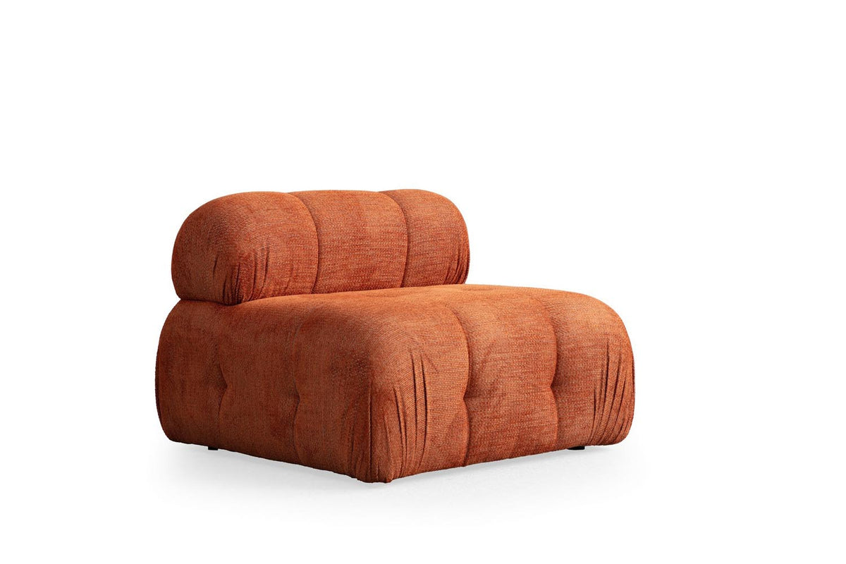 Petite 3 Ecksofa - Orange in Orange präsentiert im Onlineshop von KAQTU Design AG. L-Sofa rechts ist von Atelier Del Sofa