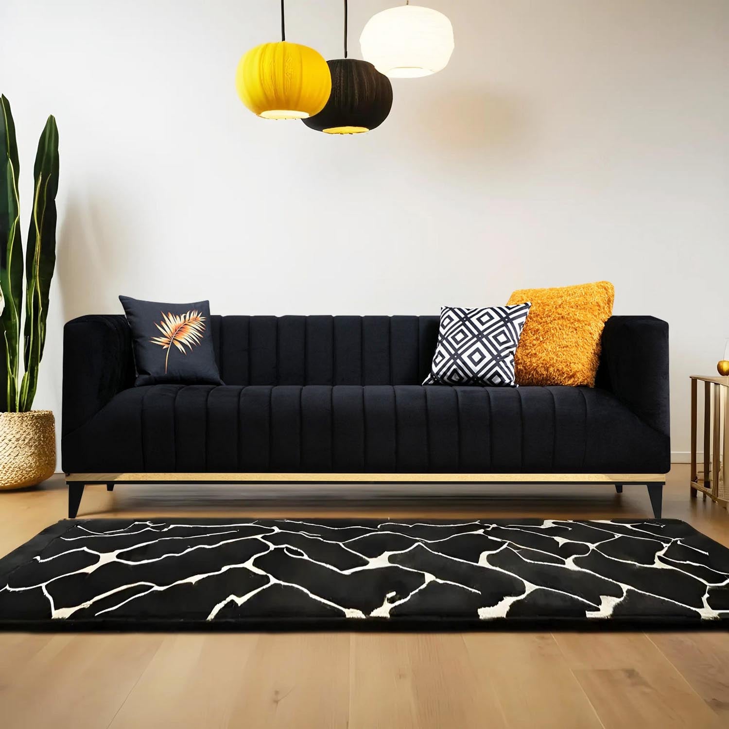 Erleben Sie das Bellino 3er Sofa in stilvollem Schwarz Gold von Atelier Del Sofa – ein luxuriöses Möbelstück, das Komfort und Eleganz vereint.