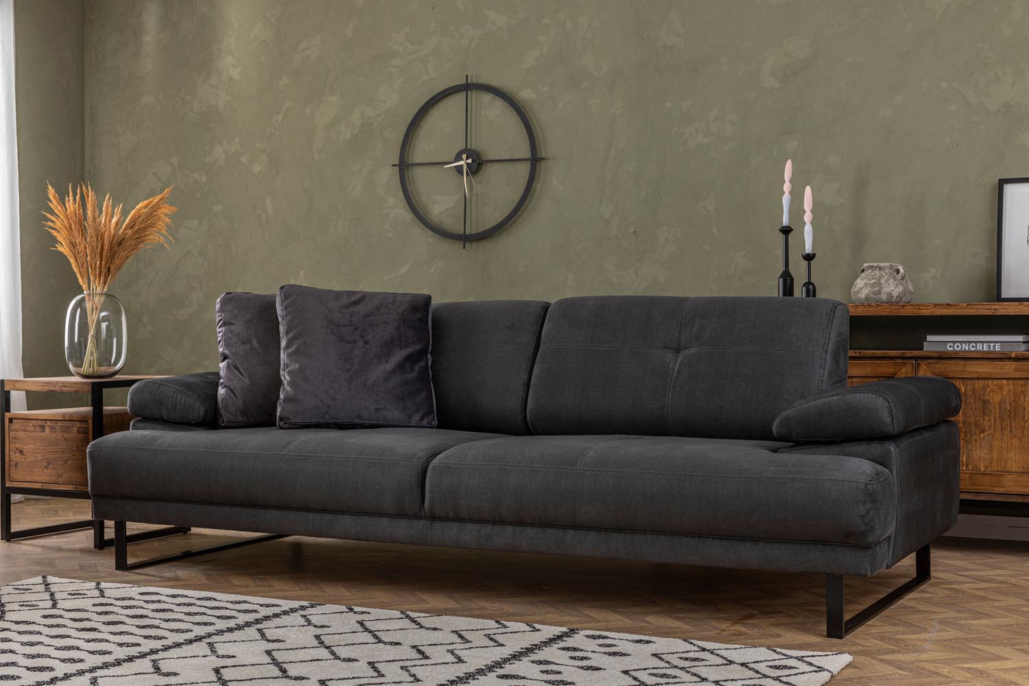 Erleben Sie das Mustang Bettsofa von Atelier Del Sofa in edlem Anthrazit. Ideal für stilvolle Entspannung und vielseitige Wohnräume.