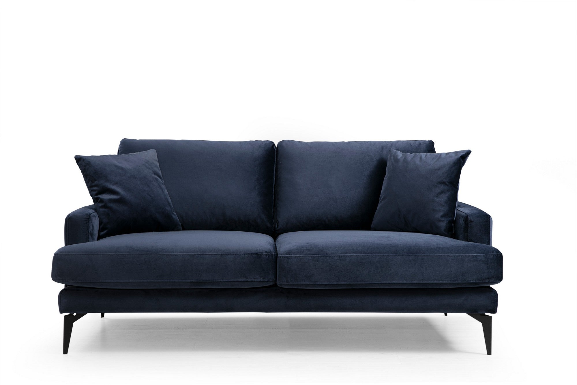 Entdecken Sie das elegante Papira 2-Sitzer-Sofa in Marineblau von Atelier Del Sofa. Perfekt für stilvolle Entspannung und vielseitige Einrichtung.