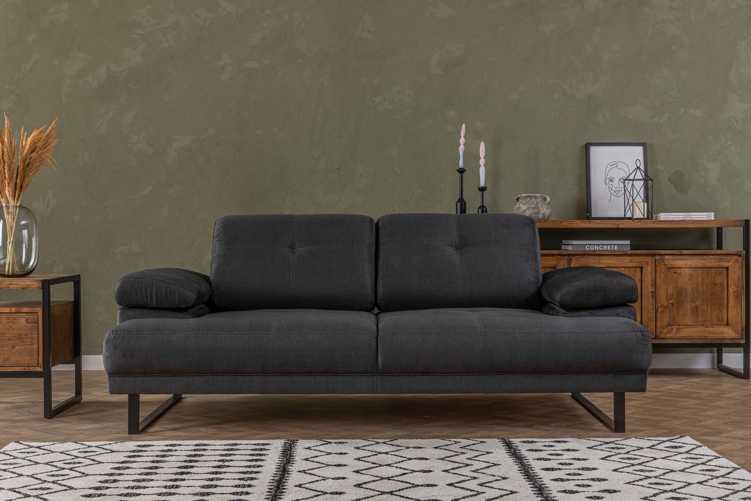 Entdecken Sie das Mustang Bettsofa von Atelier Del Sofa in elegantem Anthrazit. Perfekt für Komfort und stilvolle Akzente in jedem Raum.