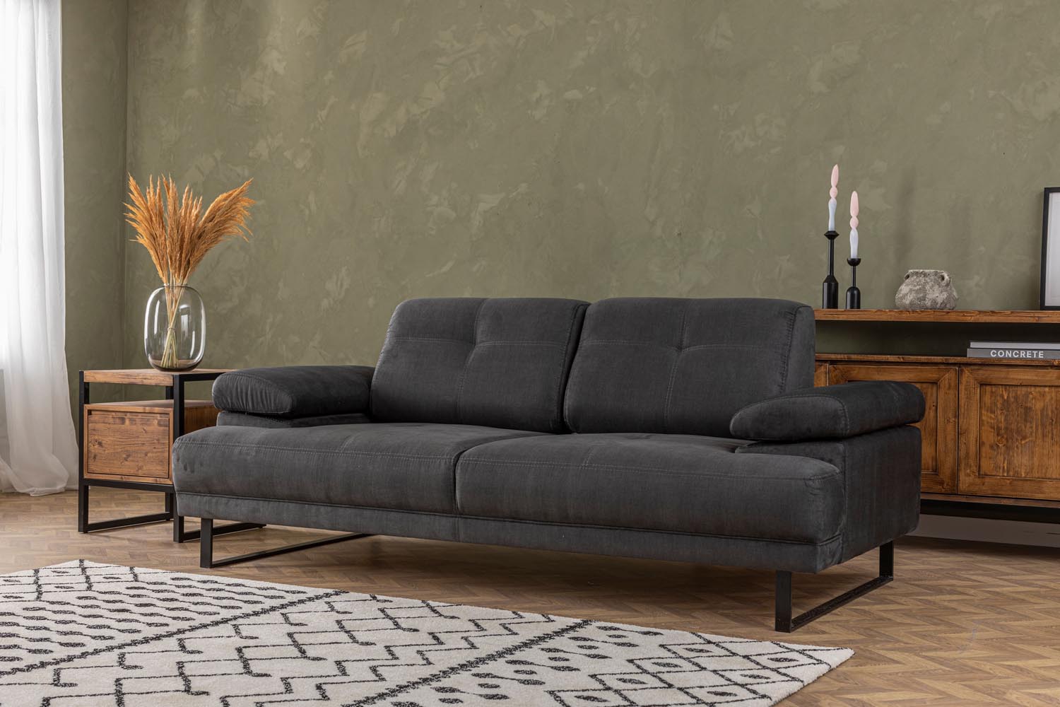 Erleben Sie das Mustang Bettsofa von Atelier Del Sofa in edlem Anthrazit. Ideal für entspannte Stunden und stilvolle Wohnakzente.