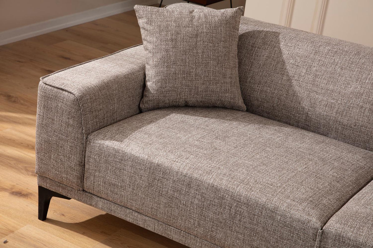 Petra 3 3er Sofa - Reh in Reh präsentiert im Onlineshop von KAQTU Design AG. 3er Sofa ist von Atelier Del Sofa