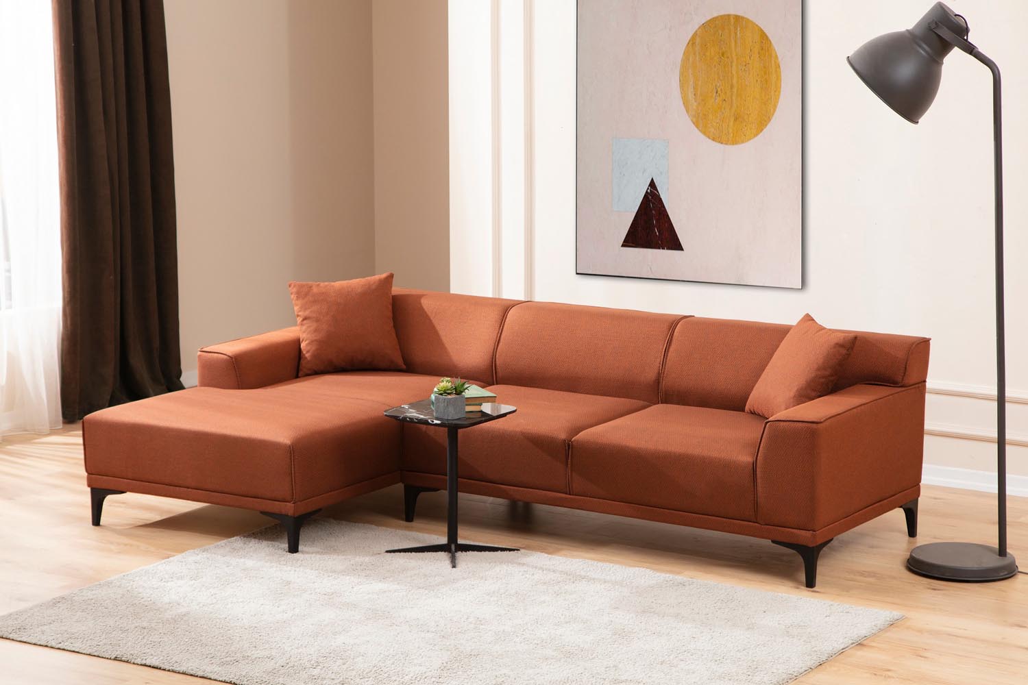 Setzen Sie Akzente in Ihrem Wohnraum mit dem stilvollen Petra L Corner Ecksofa in lebhaftem Orange von Atelier Del Sofa – Komfort und Design vereint!