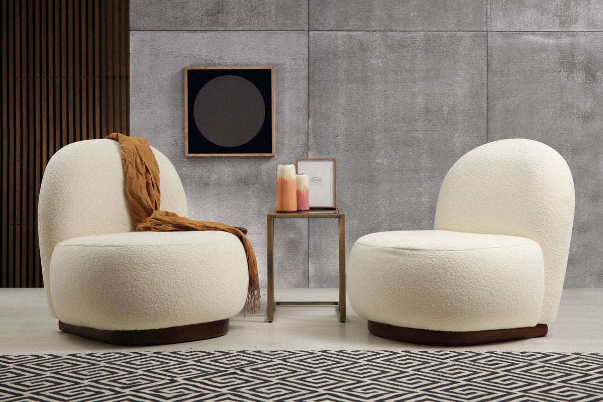 Tina Sessel - Bouclet Weiss in Bouclet Weiss präsentiert im Onlineshop von KAQTU Design AG. Sessel ist von Atelier Del Sofa