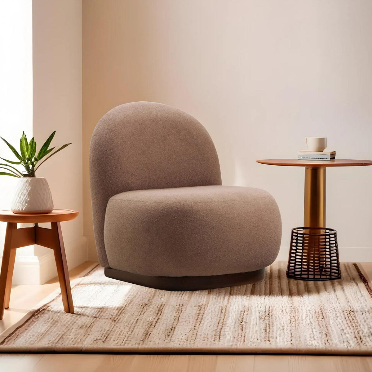 Tina Sessel - Cappuccino in Cappuccino präsentiert im Onlineshop von KAQTU Design AG. Sessel ist von Atelier Del Sofa