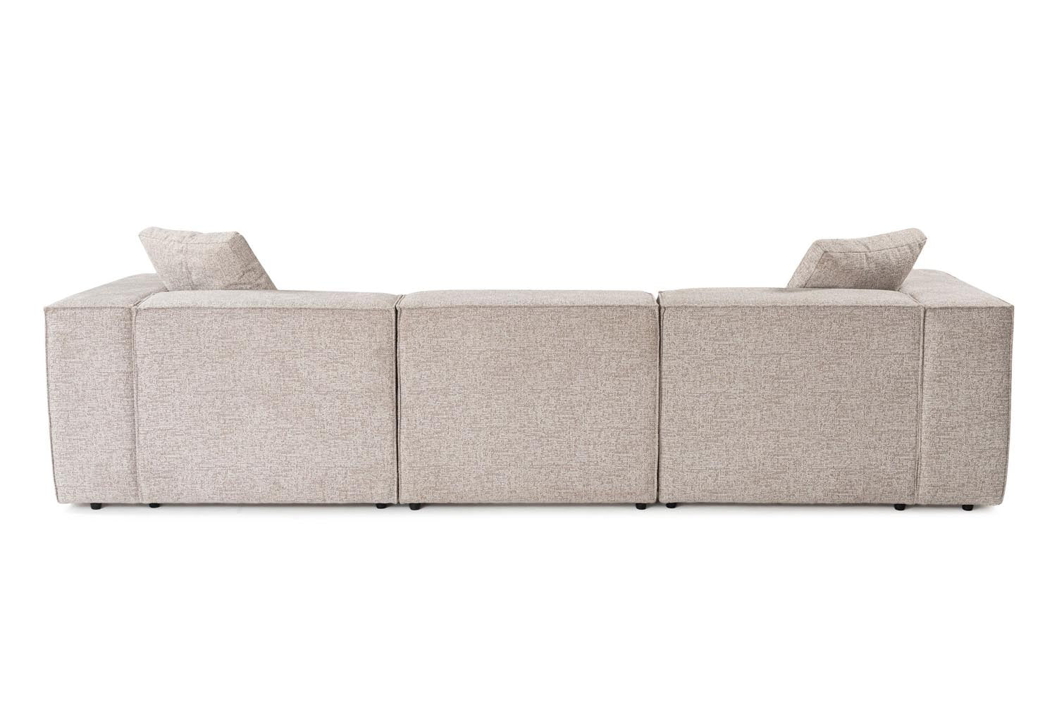Genießen Sie das stilvolle Ecksofa Lora in Mokka von Atelier Del Sofa – der perfekte Rückzugsort für Komfort und Eleganz in Ihrem Wohnraum.