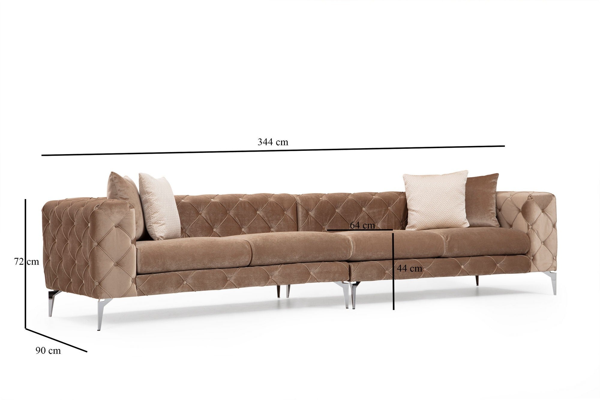 Entdecken Sie das Como 4er Sofa in Dunkelcreme von Atelier Del Sofa – stilvolles Design, erstklassiger Komfort und einfache Reinigung vereint.
