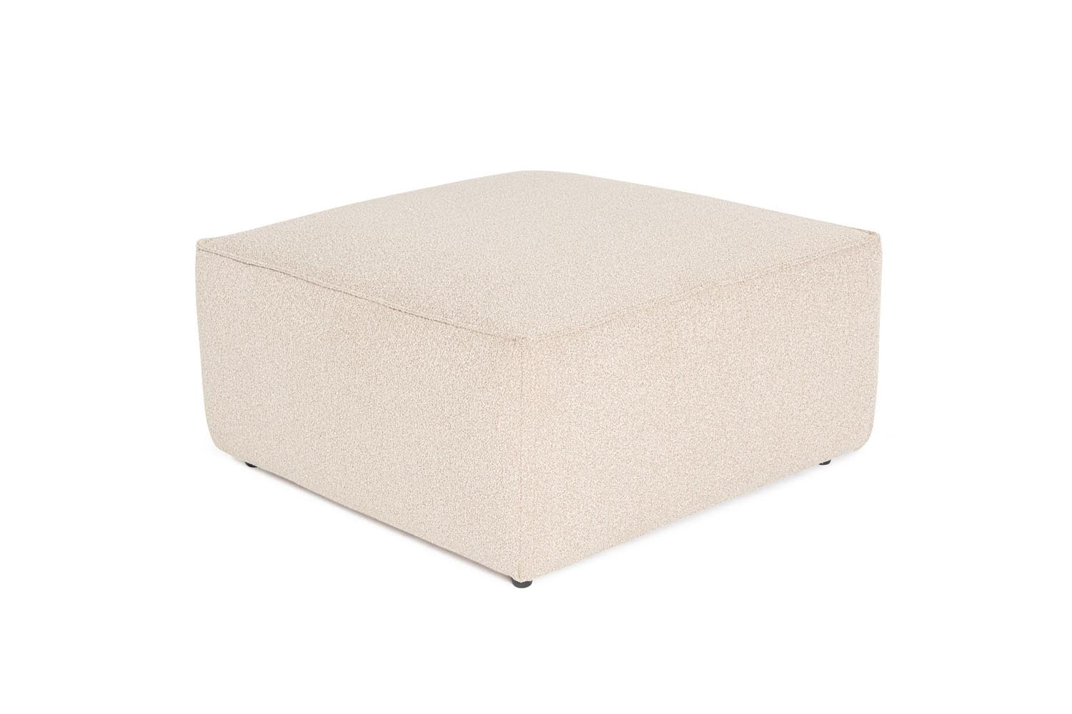 Verleihen Sie Ihrem Raum mit dem Lora Pouffe in Pfirsich von Atelier Del Sofa einen Hauch von Luxus und Gemütlichkeit – ideal für entspannte Momente!