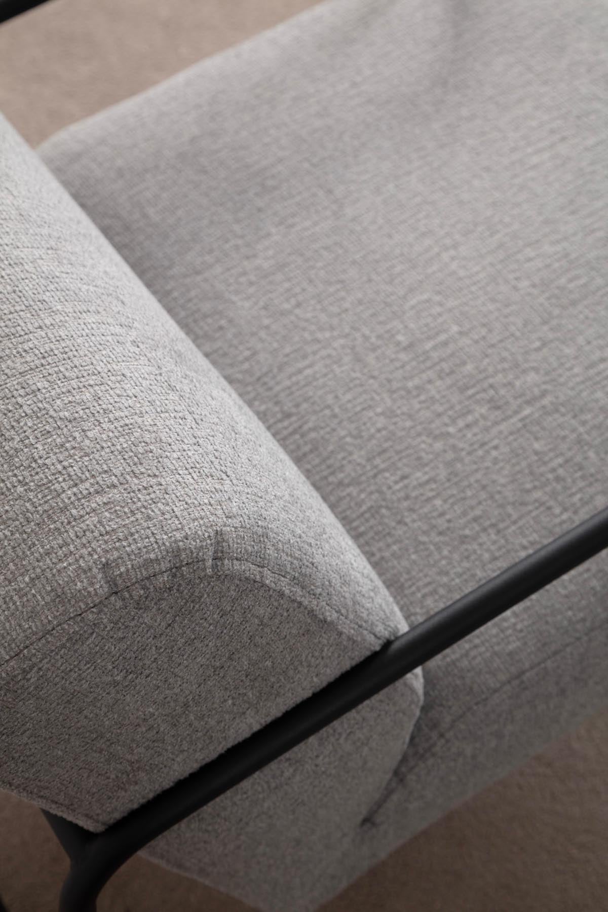 Eti Bergere Sessel - Grau in Grau präsentiert im Onlineshop von KAQTU Design AG. Sessel ist von Atelier Del Sofa