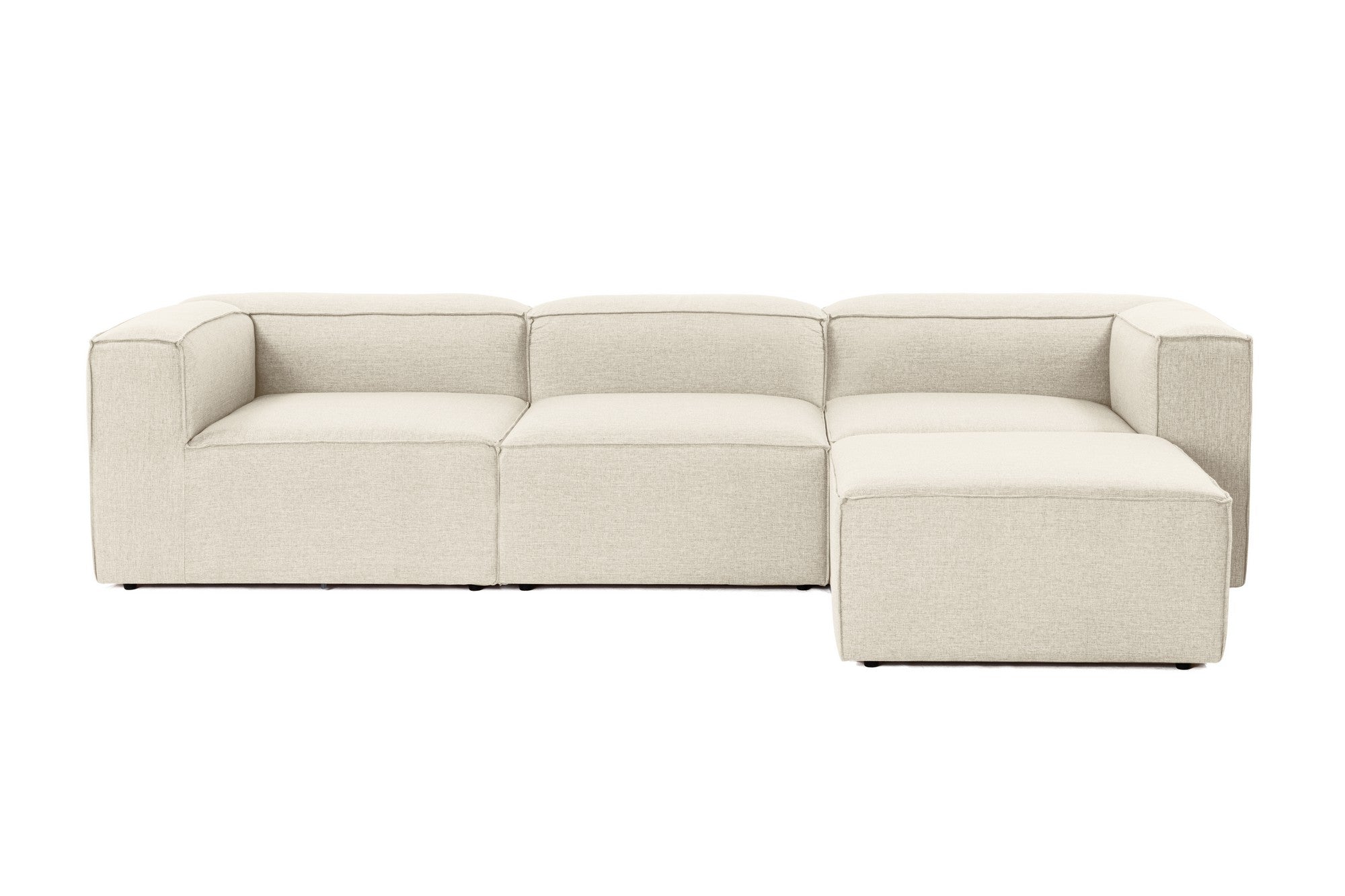 Entdecken Sie das Fora Ecksofa in Ecru von Atelier Del Sofa – ein elegantes Möbelstück, das Komfort und Stil in Ihr Zuhause bringt.