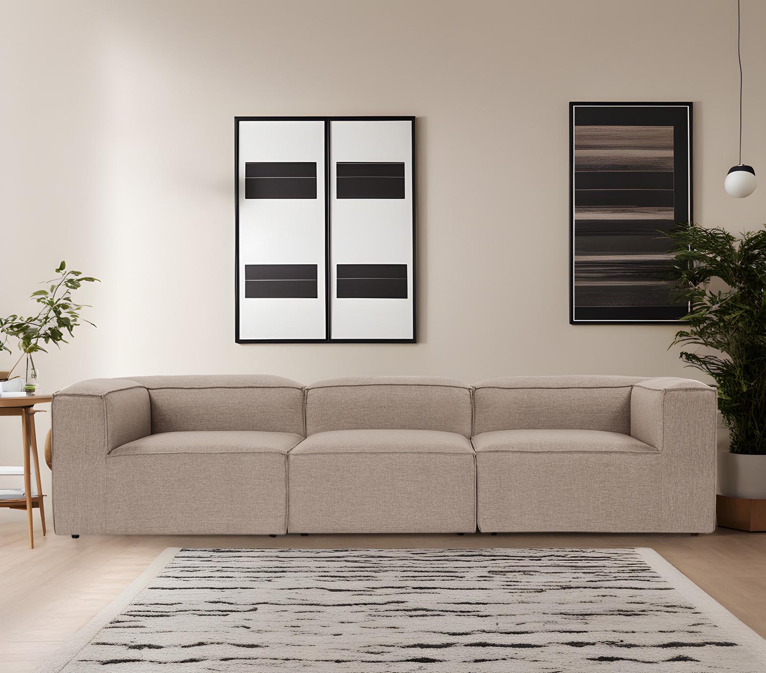 Entdecken Sie das Fora 3-Sitzer-Sofa in Braun von Atelier Del Sofa – ein stilvolles Möbelstück für höchsten Komfort und Eleganz in Ihrem Wohnzimmer.