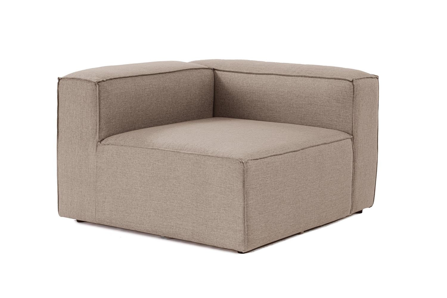 Erleben Sie das Fora 1R Sofa in edlem Braun von Atelier Del Sofa. Hochwertige Materialien und modernes Design für ultimativen Komfort.