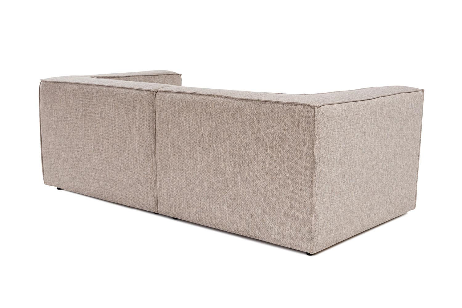 Entdecken Sie das Sora 2 Sofa in Sandbeige – ein stilvolles 2-Sitzer Sofa, das mit hochwertigem Leinen und erstklassigem Komfort überzeugt.