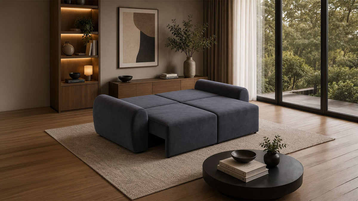 Petrolblaues 3-Sitzer Sofa Mono P von Hanah Home mit Buchenholzgestell, Kunststoffbeinen und weichem Schaumstoffpolster, Frontalansicht.