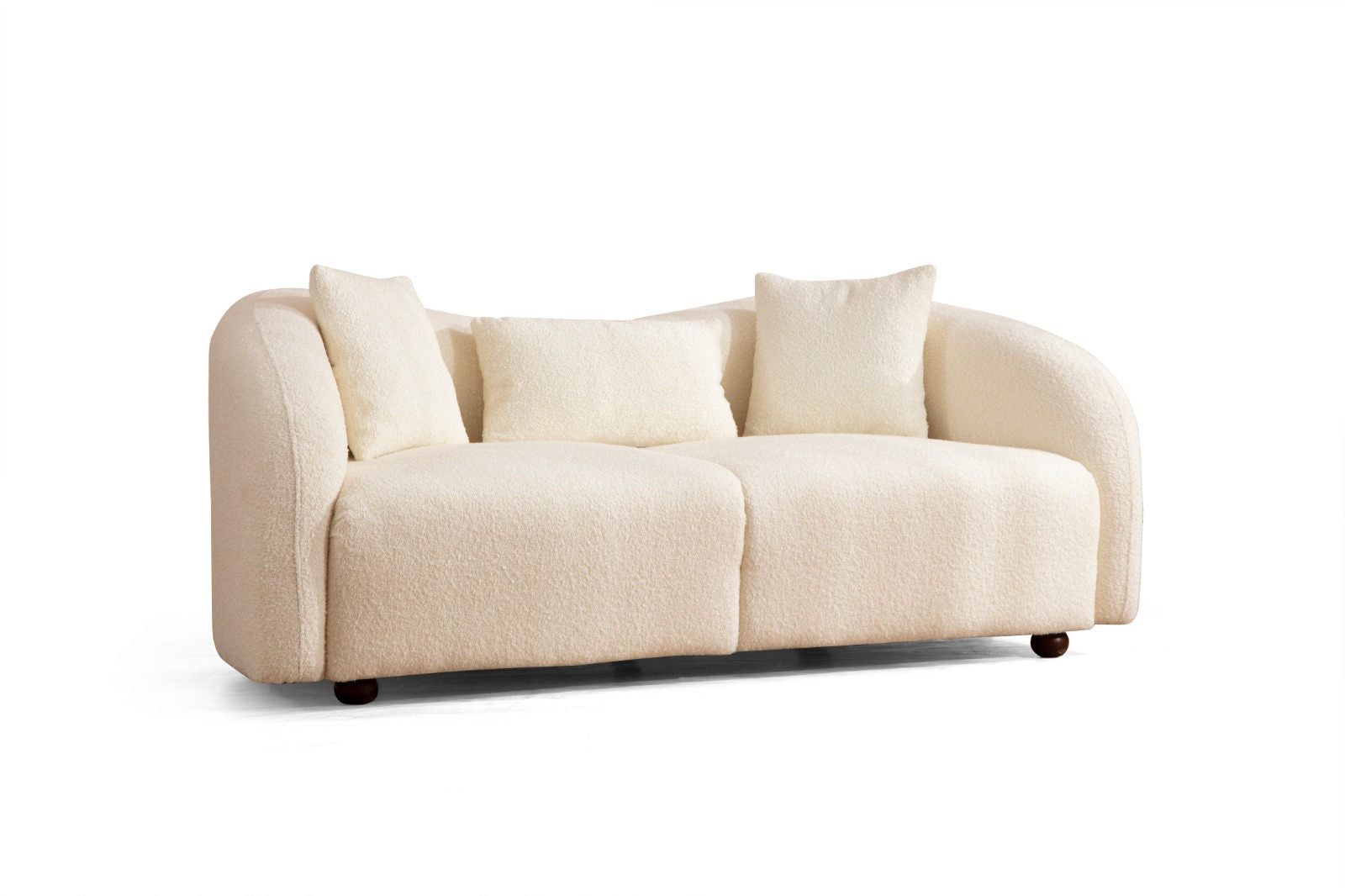 Erleben Sie das Venedik 2er Sofa in Sahne von Atelier Del Sofa – ein elegantes Design, das Komfort und zeitlose Schönheit vereint.