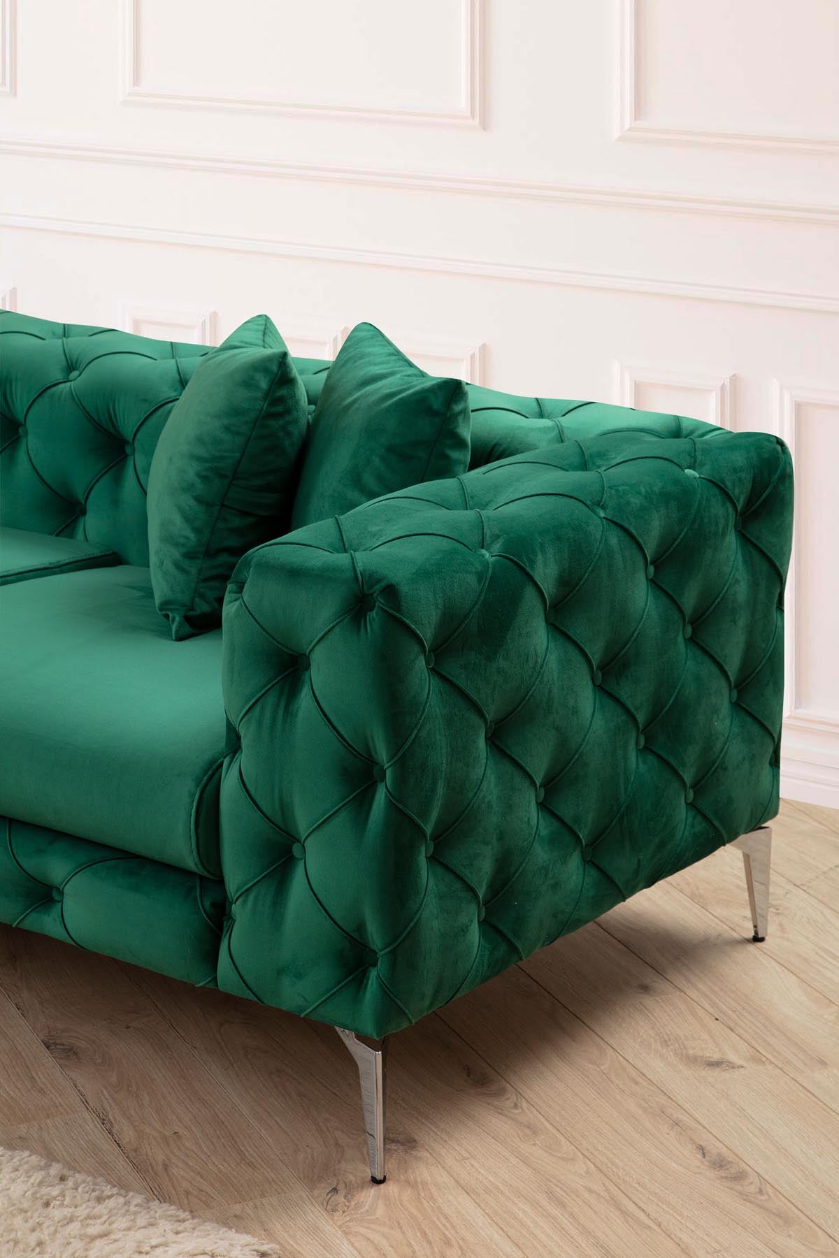 Como Right Ecksofa - Grün in Grün präsentiert im Onlineshop von KAQTU Design AG. Ecksofa ist von Atelier Del Sofa