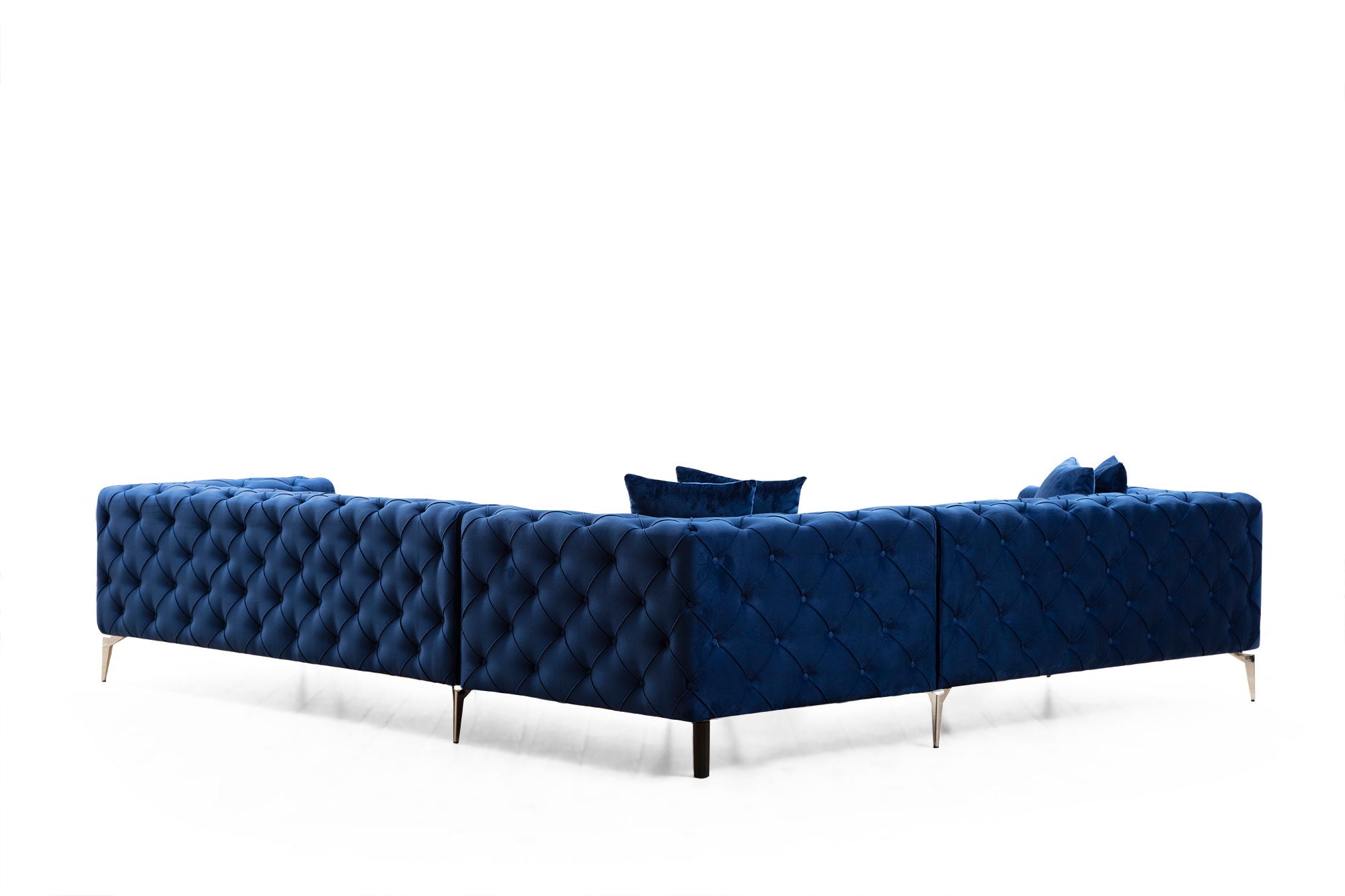 Erleben Sie das Como Left Ecksofa in edlem Marineblau von Atelier Del Sofa – ein stilvolles Möbelstück, das Komfort und Eleganz vereint.
