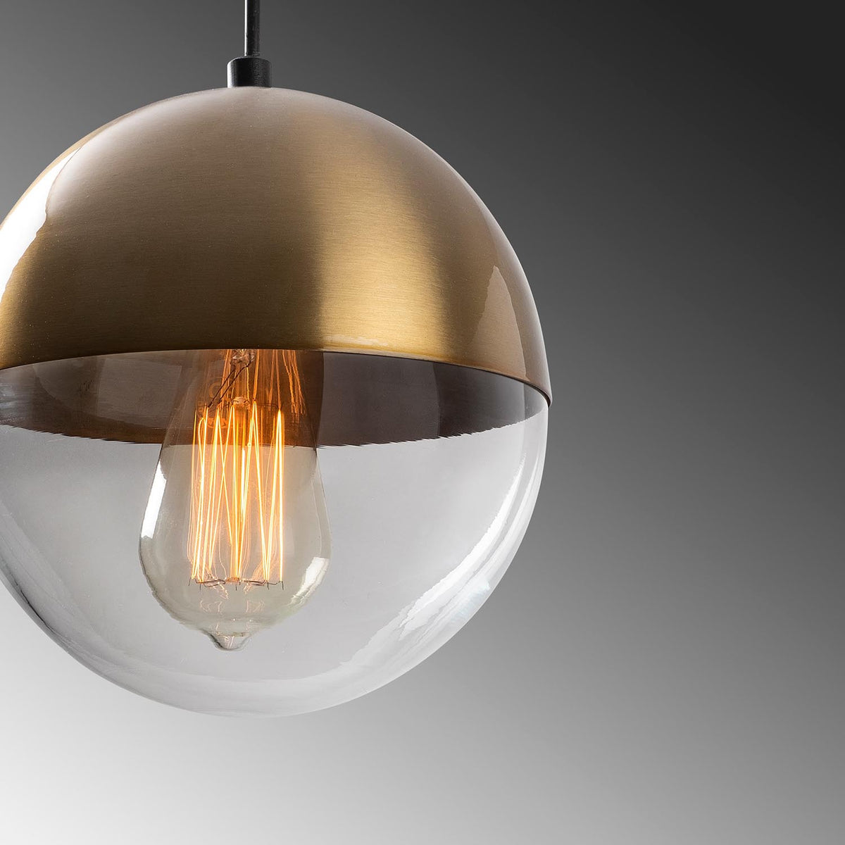 Bastos Pendellampe - Vintage in Vintage präsentiert im Onlineshop von KAQTU Design AG. Pendelleuchte ist von Opviq