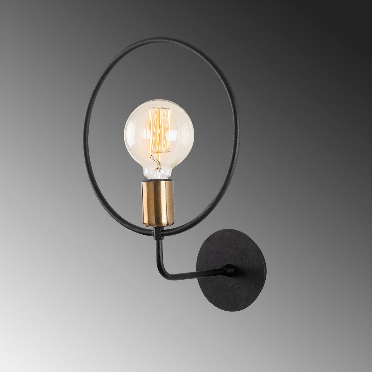 Circle Wandleuchte - Schwarz in Schwarz präsentiert im Onlineshop von KAQTU Design AG. Wandleuchte ist von Opviq