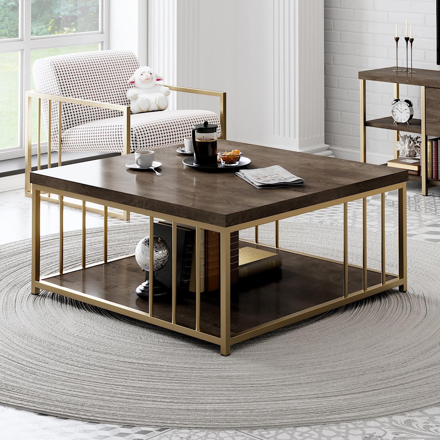 Entdecken Sie den Zenn Sofatisch in Walnuss Gold von Hanah Home – ein stilvolles Möbelstück, das Ihr Wohnzimmer mit modernem Design und hochwertiger Verarbeitung bereichert.
