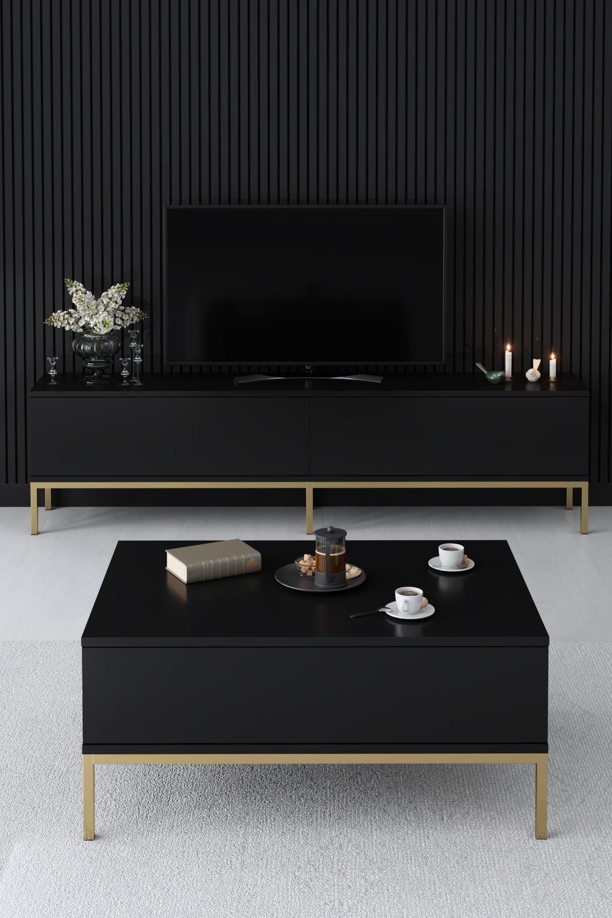 Stilvoller TV-Ständer Lord - Black, Gold von Hanah Home: Robuste melaminbeschichtete Spanplatte, glamouröse Metallfüße, perfekte Ergänzung für jedes Zuhause.