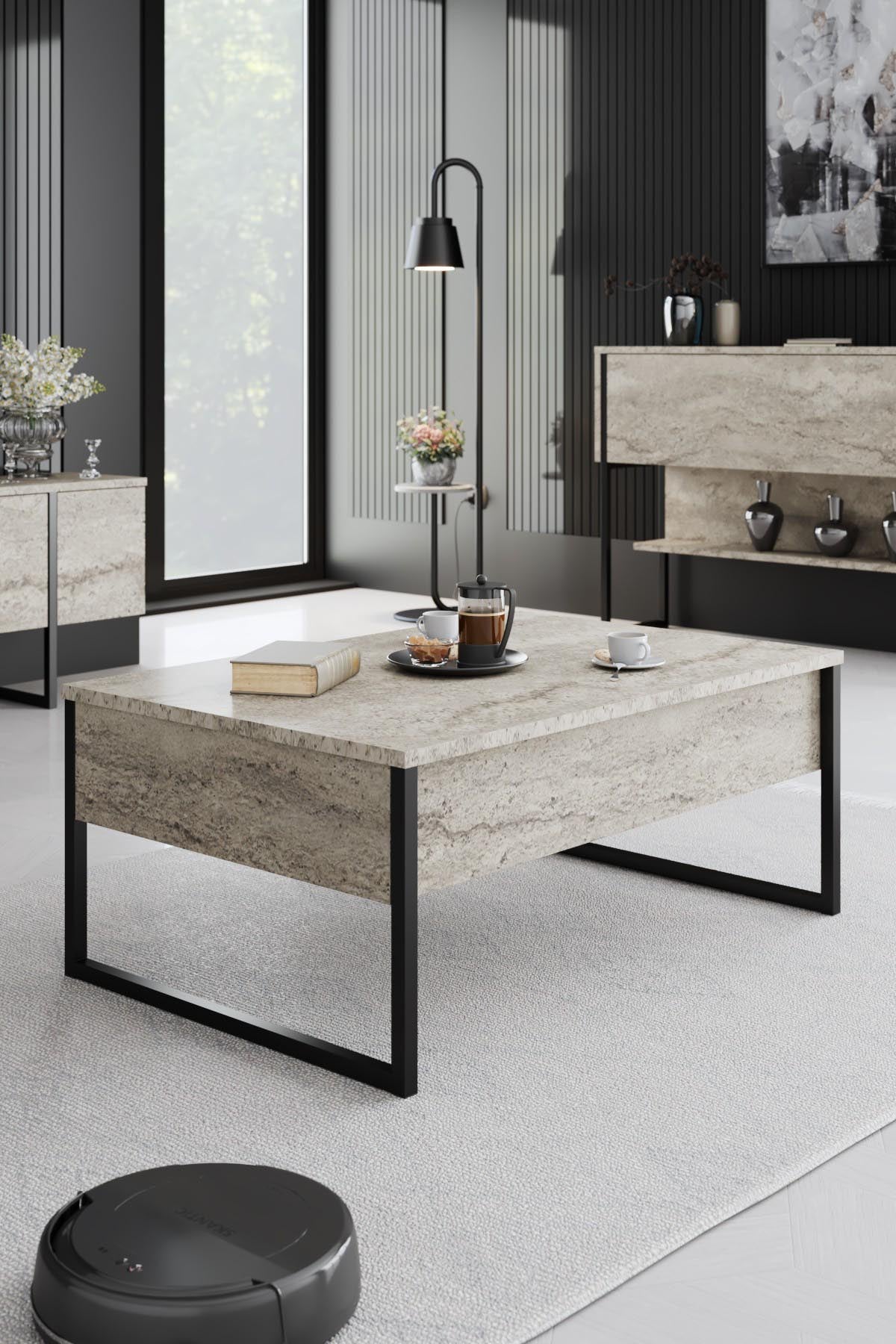 Entdecken Sie den eleganten TV-Stand Luxe - Travertine, Black von Hanah Home. Stilvolles Design, robuste Metallbeine und viel Stauraum für Ihr Wohnzimmer.