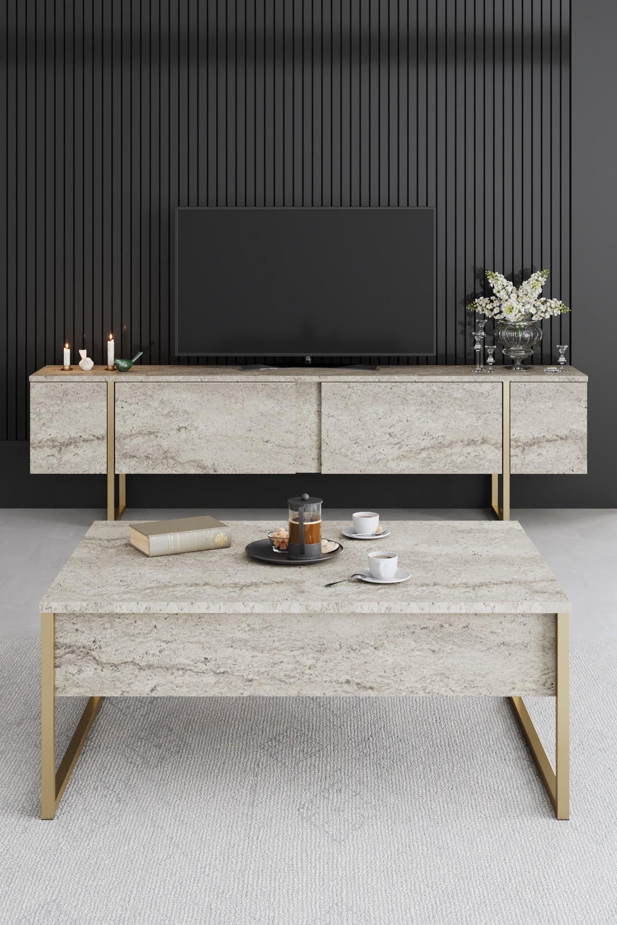 Gestalten Sie Ihr Wohnzimmer stilvoll mit dem Luxe TV-Stand in Travertin und Gold von Hanah Home – eine perfekte Kombination aus Eleganz und Funktionalität.