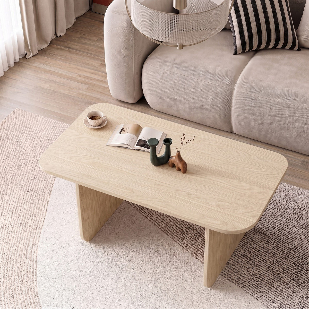Rechteckiger Couchtisch Pietra in Pusula Eiche von Nordure, melaminbeschichtete Spanplatte, schlankes Design für den Wohnbereich.