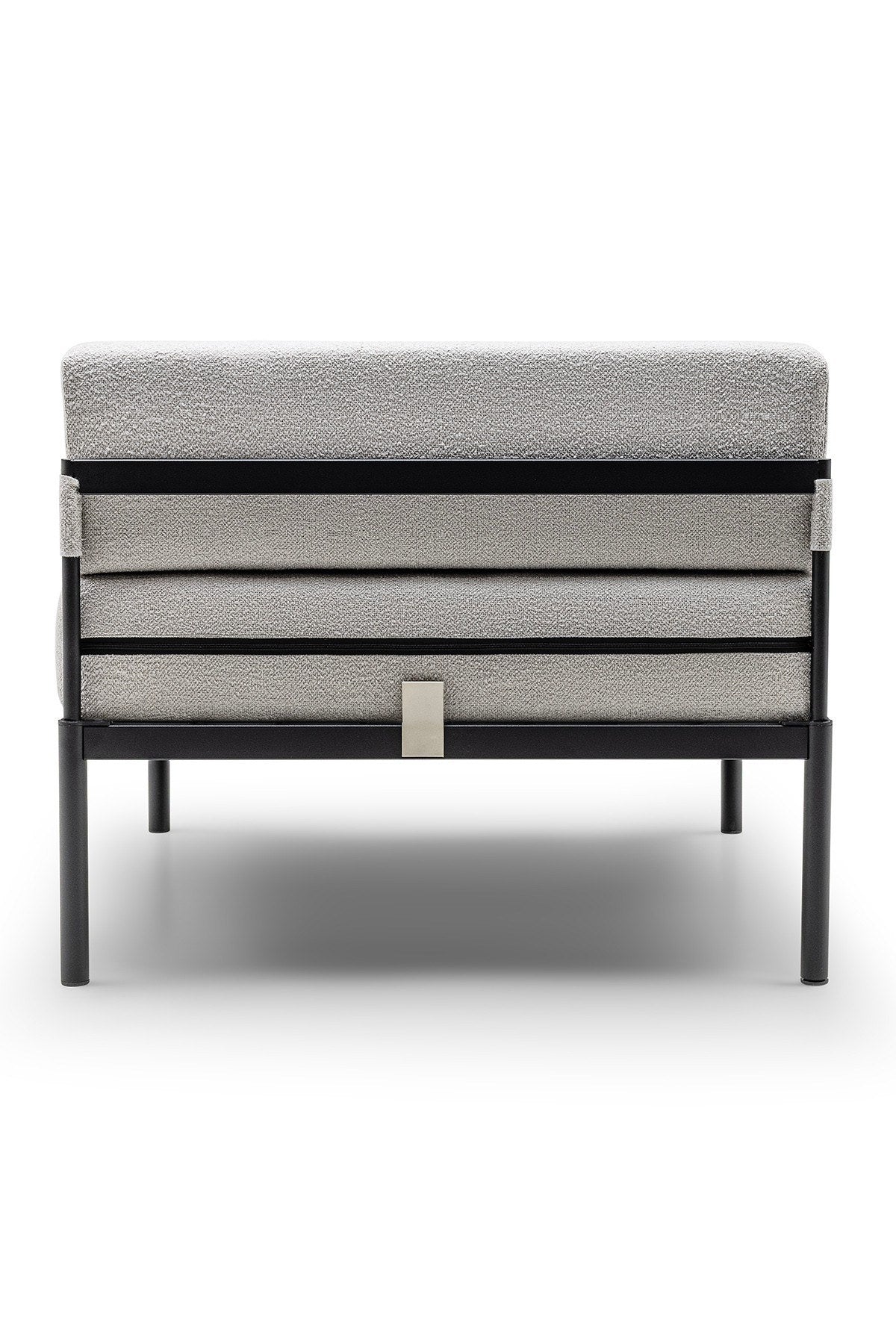 Einzelnes 1-Sitzer-Modul von Hanah Home in Schwarz/Grau mit Bouclé-Stoff, Metallbeinen und gepolsterter Rückenlehne, Masse 90x90x46 cm.
