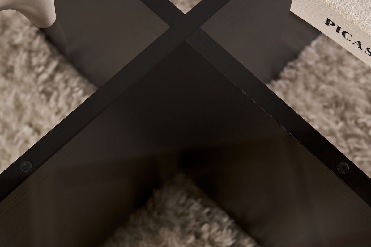 Aeris Sofatisch - Holz Schwarz Transparent in Holz Schwarz Transparent präsentiert im Onlineshop von KAQTU Design AG. Couchtisch ist von Nordure