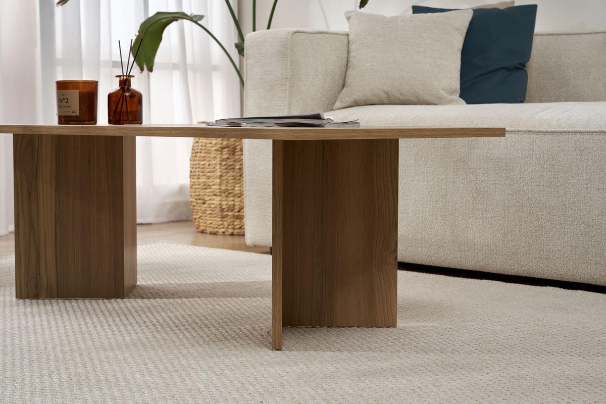 Sabin Sofatisch - Eiche in Eiche präsentiert im Onlineshop von KAQTU Design AG. Couchtisch ist von Nordure