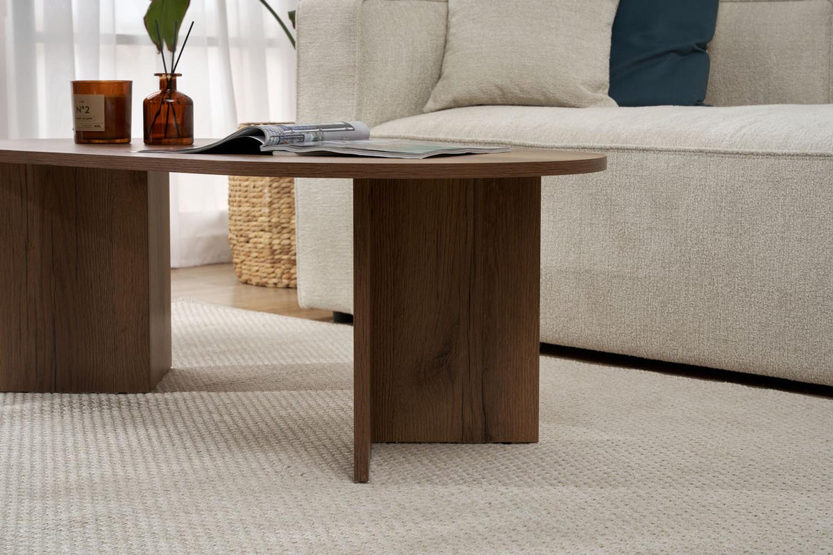 Sable Sofatisch - Walnuss in Walnuss präsentiert im Onlineshop von KAQTU Design AG. Couchtisch ist von Nordure