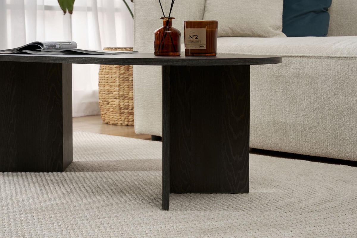 Sable Sofatisch - Lumiere Schwarz in Lumiere Schwarz präsentiert im Onlineshop von KAQTU Design AG. Couchtisch ist von Nordure