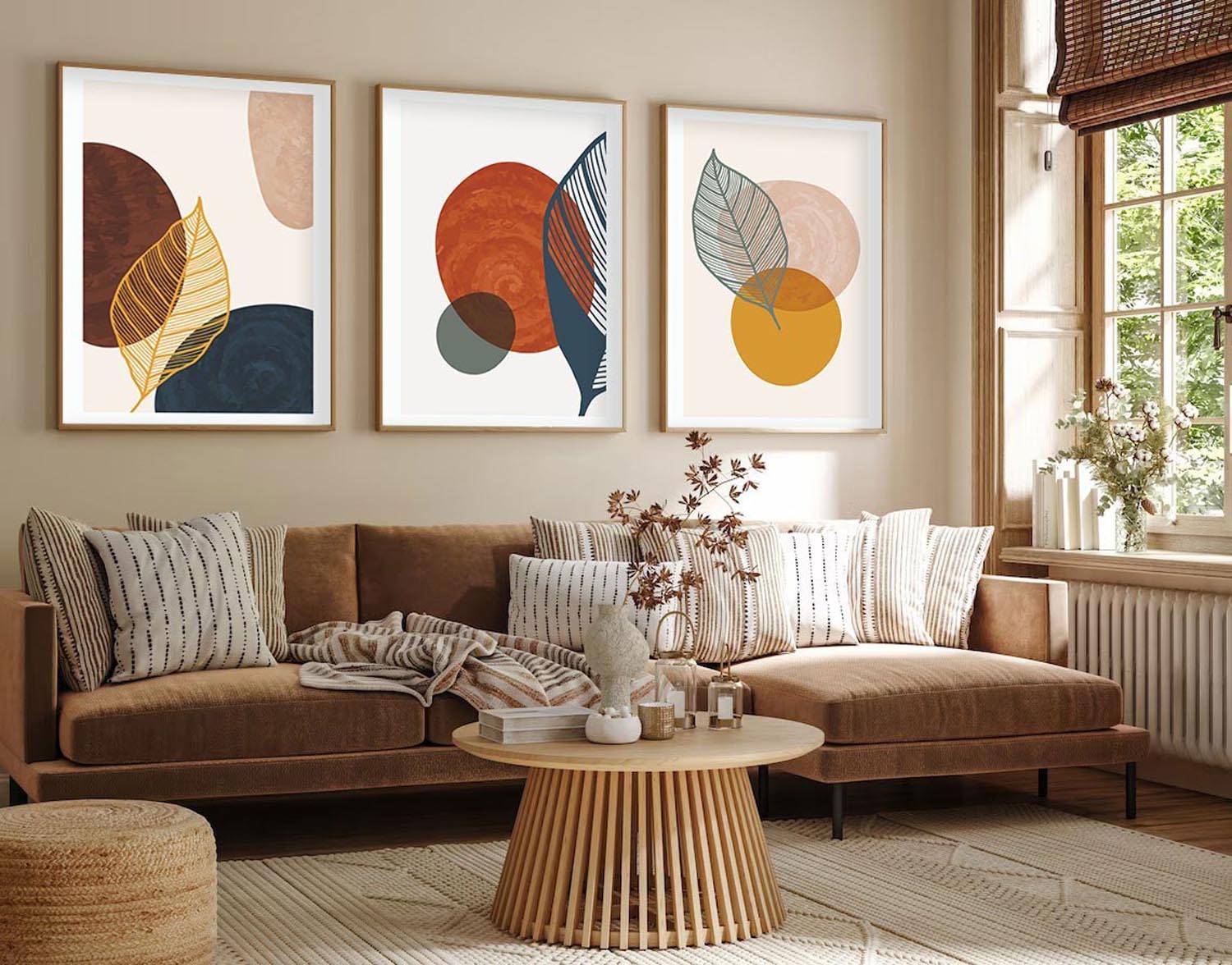 Verleihen Sie Ihrem Raum mit dem Huhu209 Bild von Wallity einen Hauch von Farbe und Eleganz. Dieses 3-teilige Kunstwerk begeistert durch lebendige Details und hochwertige Materialien.