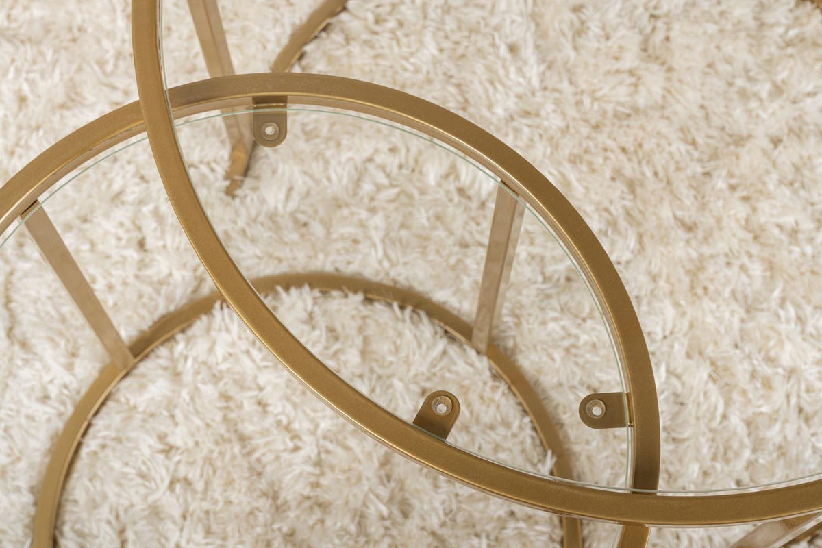 Gold Sofatisch - Gold in Gold präsentiert im Onlineshop von KAQTU Design AG. Couchtisch ist von Hanah Home