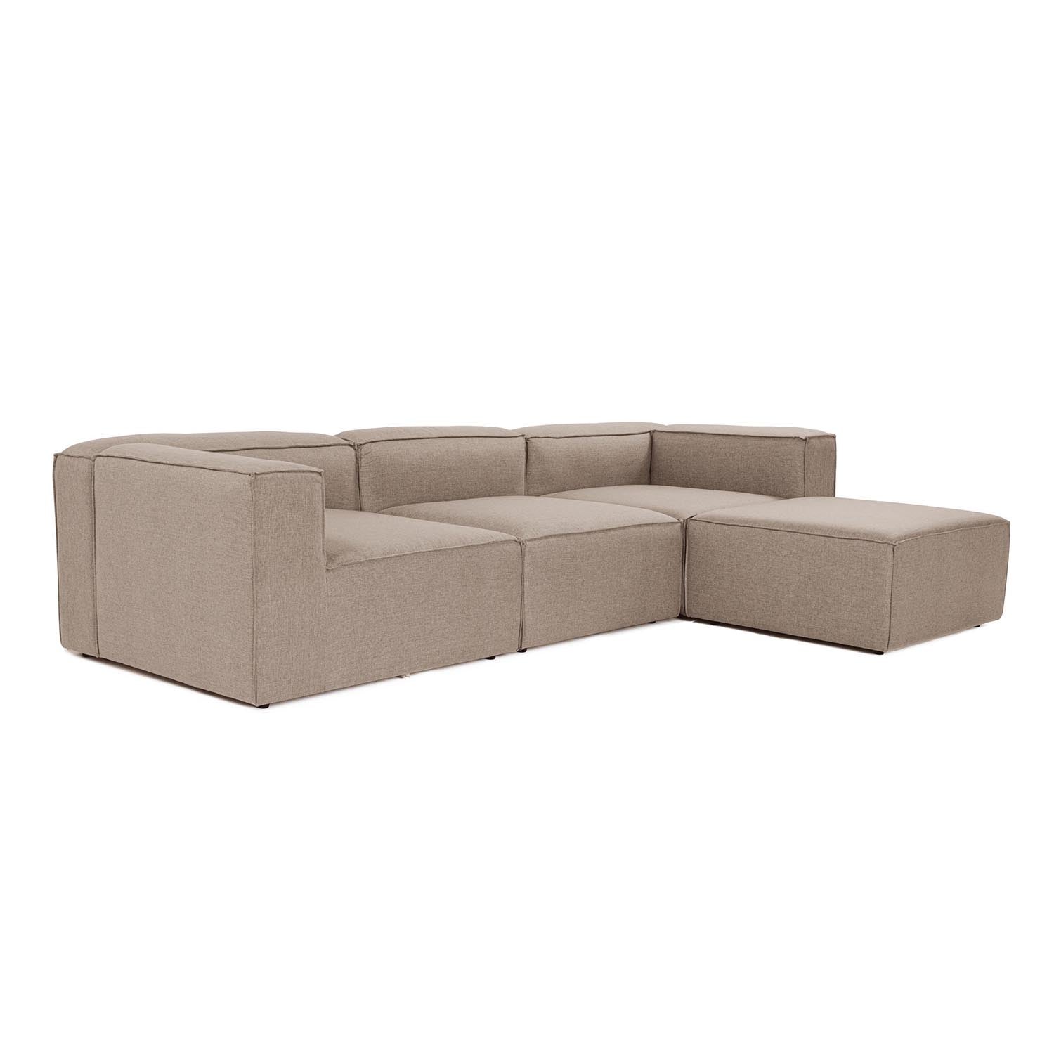 Erleben Sie das Fora Ecksofa in edlem Braun von Atelier Del Sofa – ein stilvolles Möbelstück, das Komfort und Eleganz vereint.