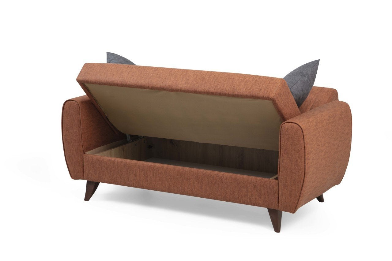 Genießen Sie das Alkon Bettsofa in lebhaftem Fliese Rot – ein stilvolles 2-Sitzer Sofa-Bett, das Komfort und Funktionalität vereint. Perfekt für jeden Raum!