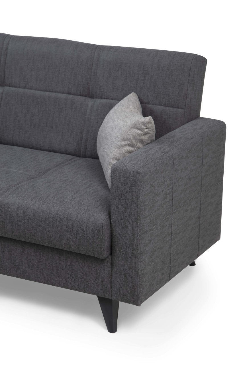 Entdecken Sie das Polya Bettsofa in Dunkelgrau von Atelier Del Sofa – der ideale Mix aus modernem Design und praktischer Funktionalität für Ihr Zuhause.