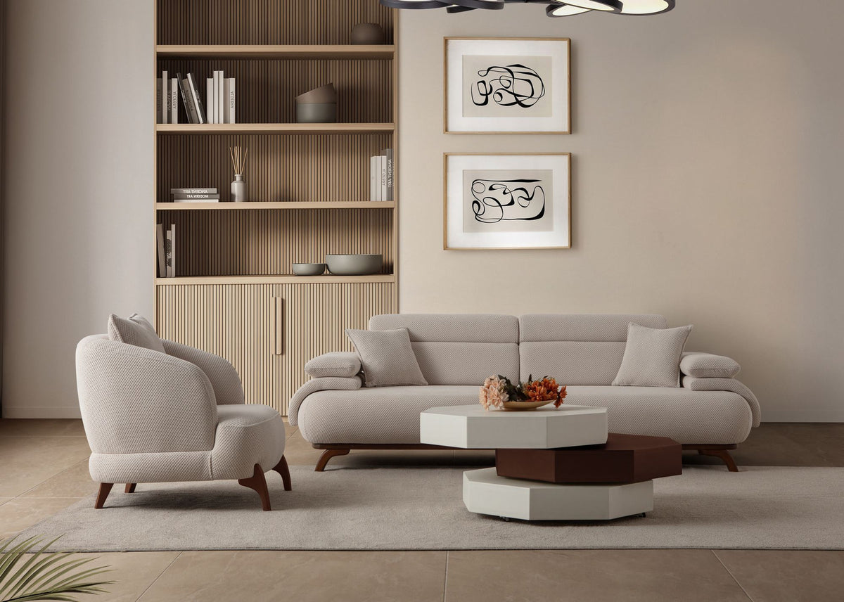 Beiges 3-Sitzer Sofa mit Polyester-Bezug in Tuna-Struktur, Holzbeinen und abnehmbarem Rückenkissen, Gestell aus Hainbuche und Spanplatte.