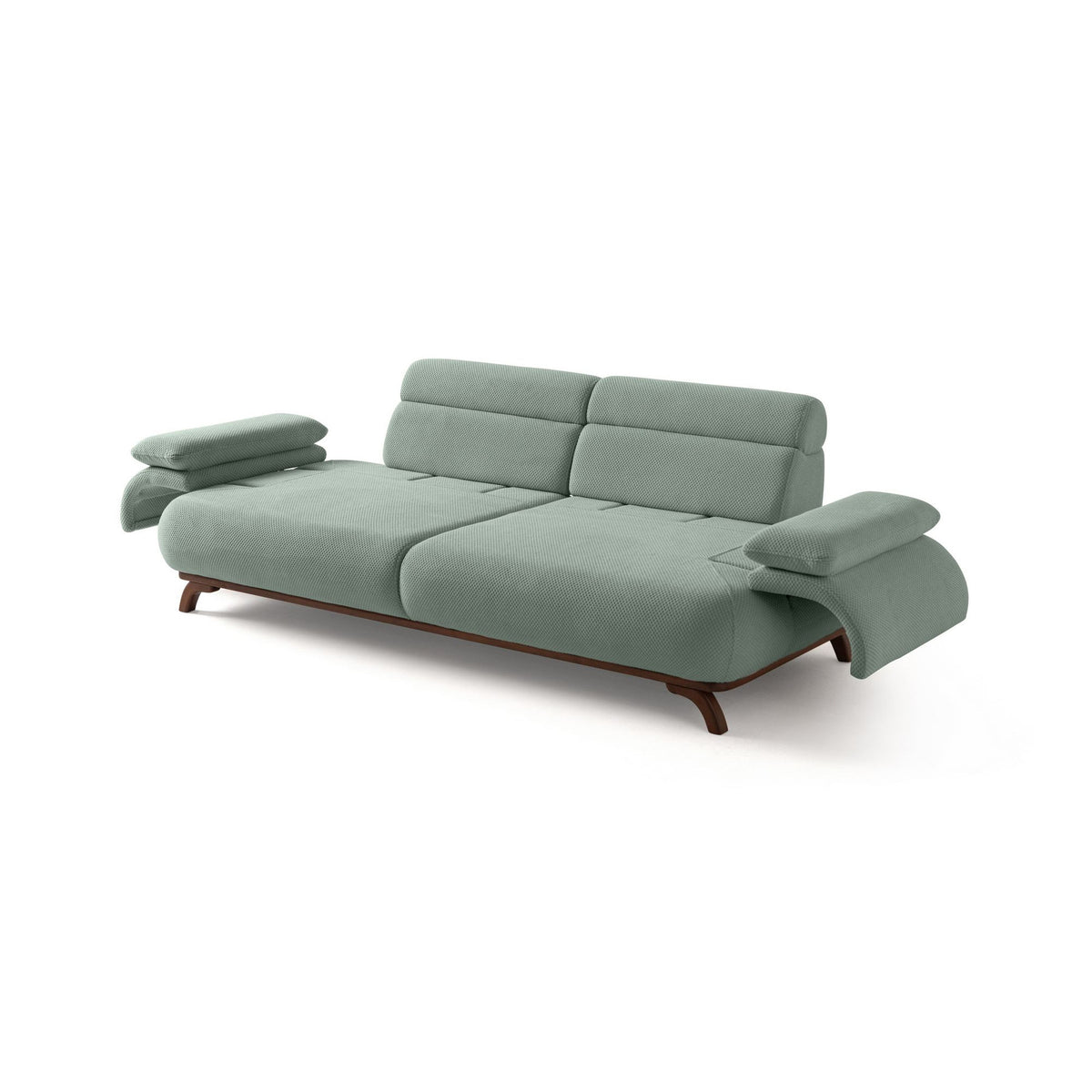 Seegrünes 3-Sitzer Sofa Bonjo von Hanah Home mit Holzbeinen, Polyesterbezug in Tuna-Struktur und zwei losen Kissen auf hellem Hintergrund.