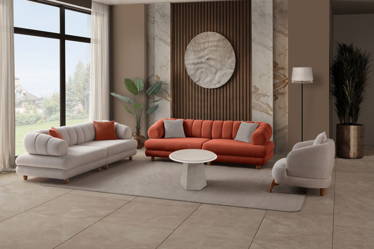 Ziegelrotes 3-Sitzer Sofa mit Polyesterbezug in Tuna-Struktur, Holzbeinen und zwei losen Kissen, Gestell aus Hainbuche und Spanplatte.