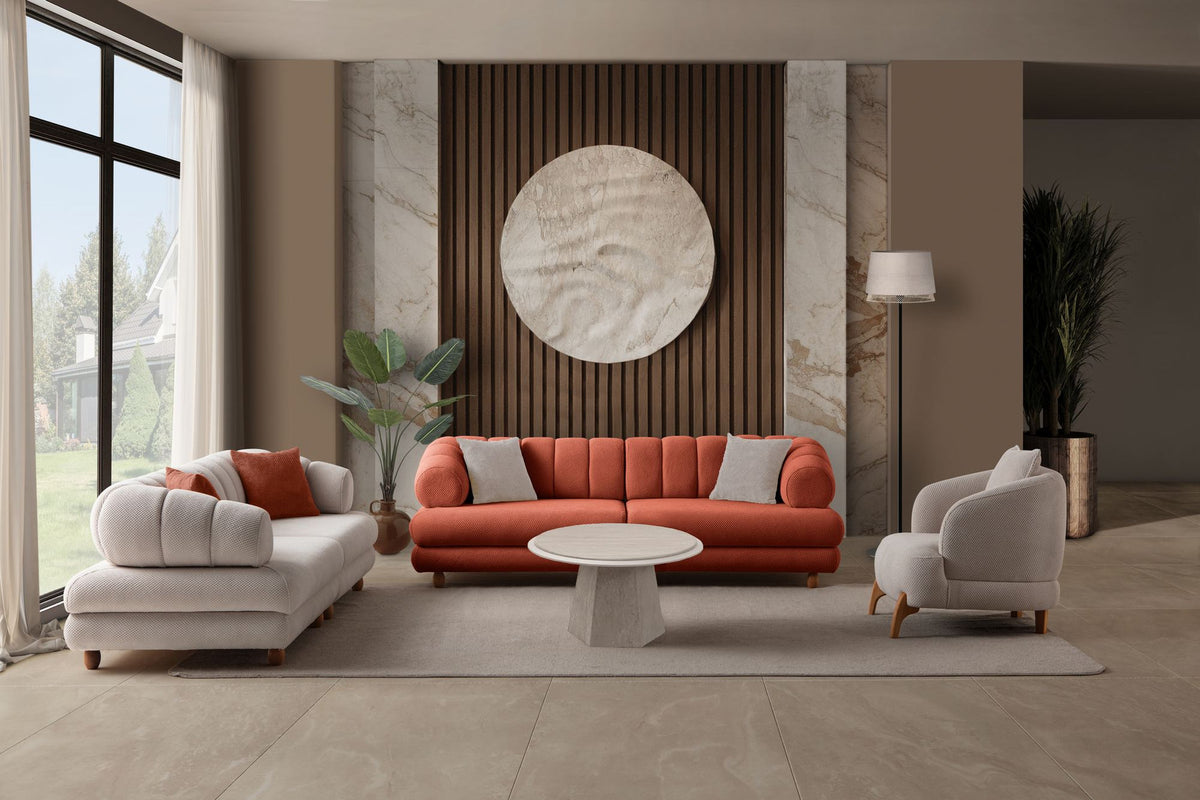 Ziegelrotes 3-Sitzer Sofa mit Polyesterbezug in Tuna-Struktur, Holzbeinen und zwei losen Kissen, Gestell aus Hainbuche und Spanplatte.