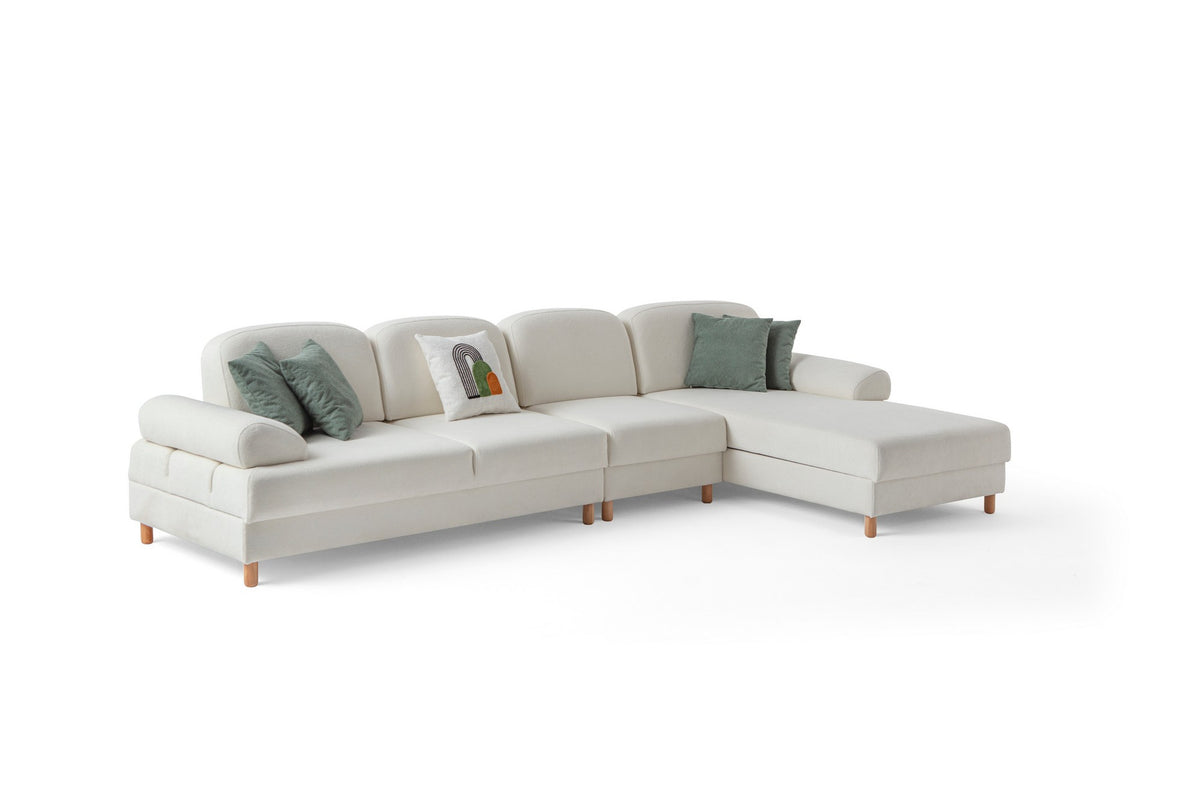 Weisses Eck-Schlafsofa Aries Relax Joker mit Coco-Boucle-Stoff, Holzbeinen und integrierter Aufbewahrungstruhe, rechte Ausführung, Ansicht von vorne.