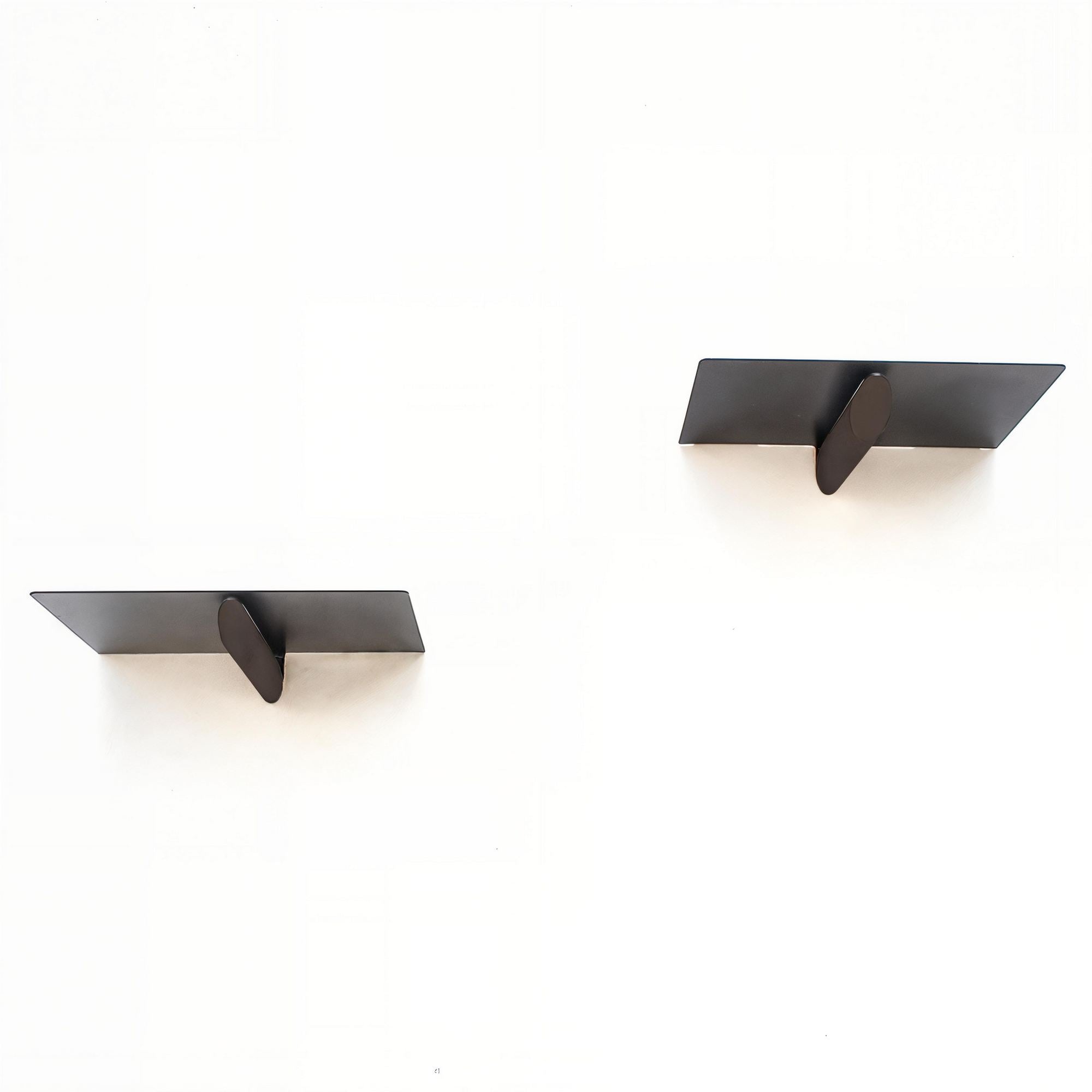 Wr042 in Braun Schwarz präsentiert im Onlineshop von KAQTU Design AG. Wandregal ist von Hanah Home