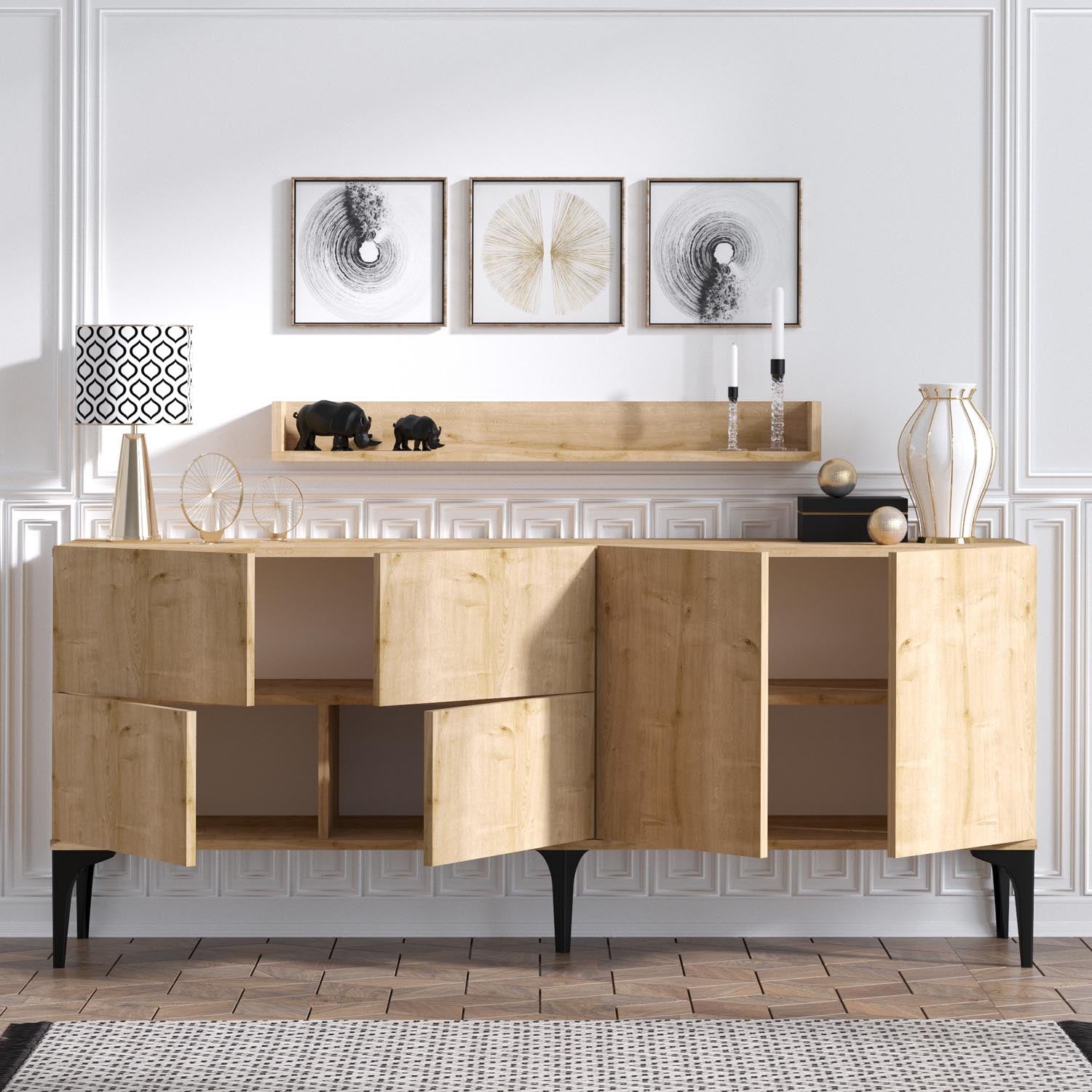 Entdecken Sie das Stella High-Sideboard in Saphir-Eiche von Hanah Home – ein elegantes Möbelstück, das Stil und Funktionalität vereint.