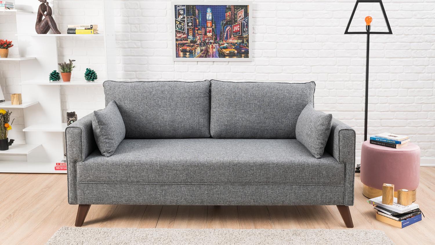 Erleben Sie das Bella 2er Sofa in Grau von Atelier Del Sofa – ein elegantes Möbelstück, das Komfort und Stil vereint und jeden Raum aufwertet.