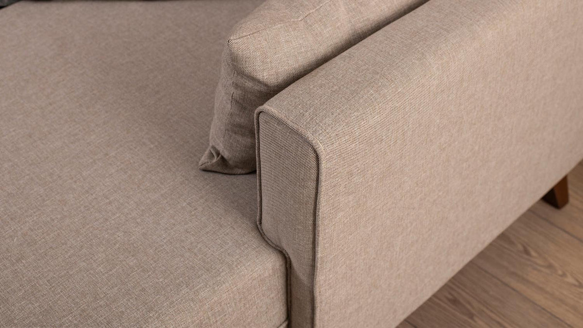 Bella Corner Sofa Right 2 Bettsofa - Sahne in Sahne präsentiert im Onlineshop von KAQTU Design AG. Bettsofa rechts ist von Atelier Del Sofa
