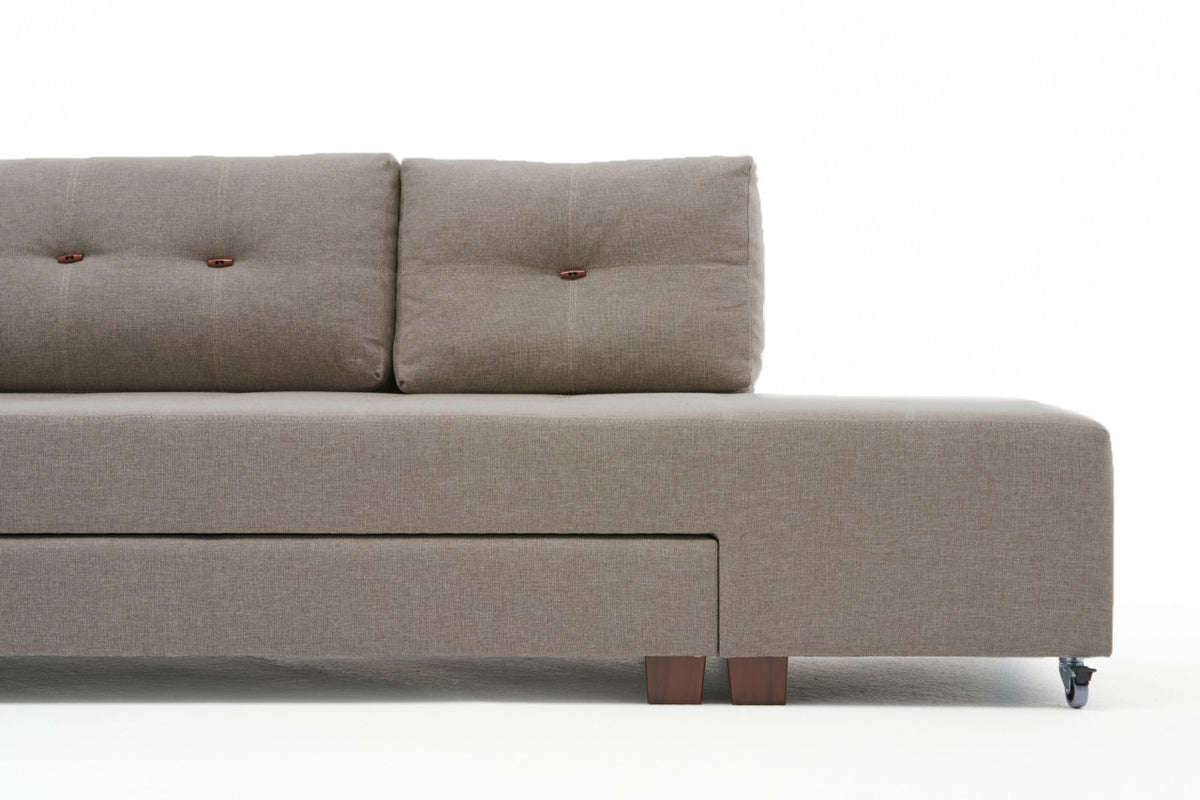 Manama Corner Sofa Bed Left Bettsofa - Sahne in Sahne präsentiert im Onlineshop von KAQTU Design AG. Bettsofa links ist von Atelier Del Sofa