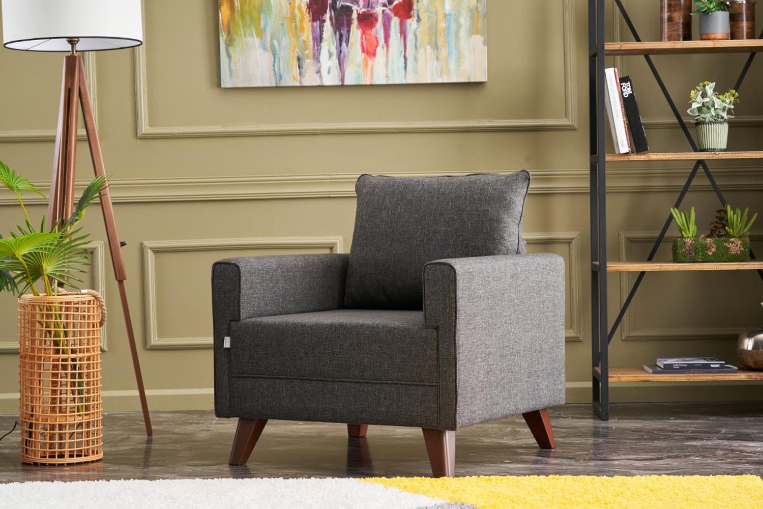 Genießen Sie mit dem Bella Armchair in Anthrazit von Atelier Del Sofa ultimativen Komfort und modernes Design für Ihr Zuhause.